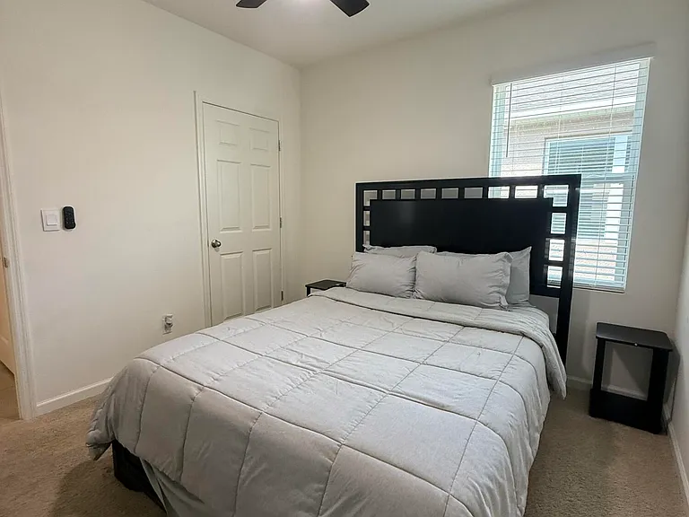 12251 SW Nettuno Way — Photo 6