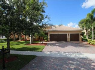 10535 Cypress Lakes Preserve Dr, Lake Worth, FL 33449
