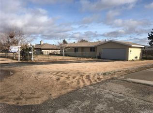 7601 Corona Ave, Hesperia, CA 92345