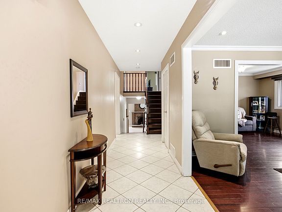 3rd image of 1199 Melton Dr