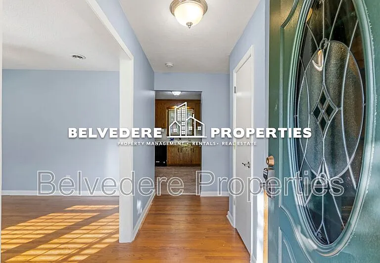 3931 Manila Rd — Photo 3
