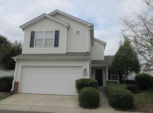 8854 Meadowmont View Dr, Charlotte, NC 28269