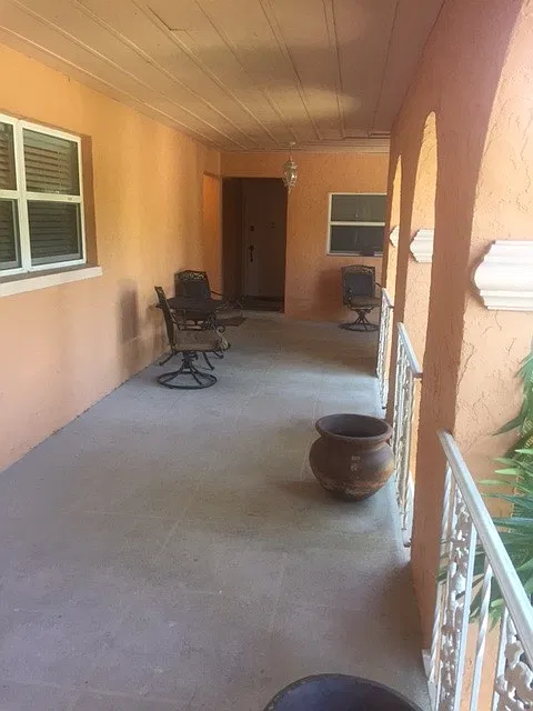 Welcome to 1906 Golfview Ave #6