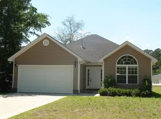 221 Penshurst Dr, Florence, SC 29506