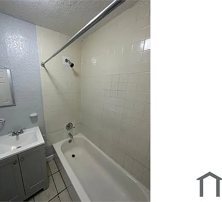 312 Acosta St — Photo 9