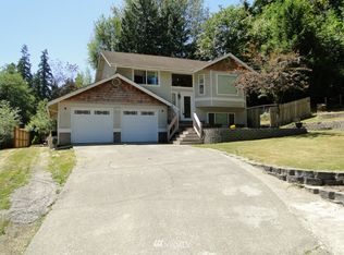 3983 NE Dartmouth Ct, Bremerton, WA 98311