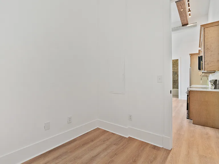 251 Pearl St #307 — Photo 12