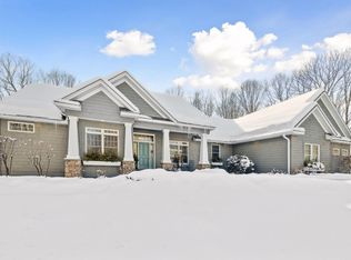 6417 Virginia Dr, Excelsior, MN 55331