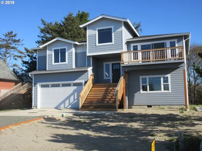 33606 J Pl, Ocean Park, WA, 98640