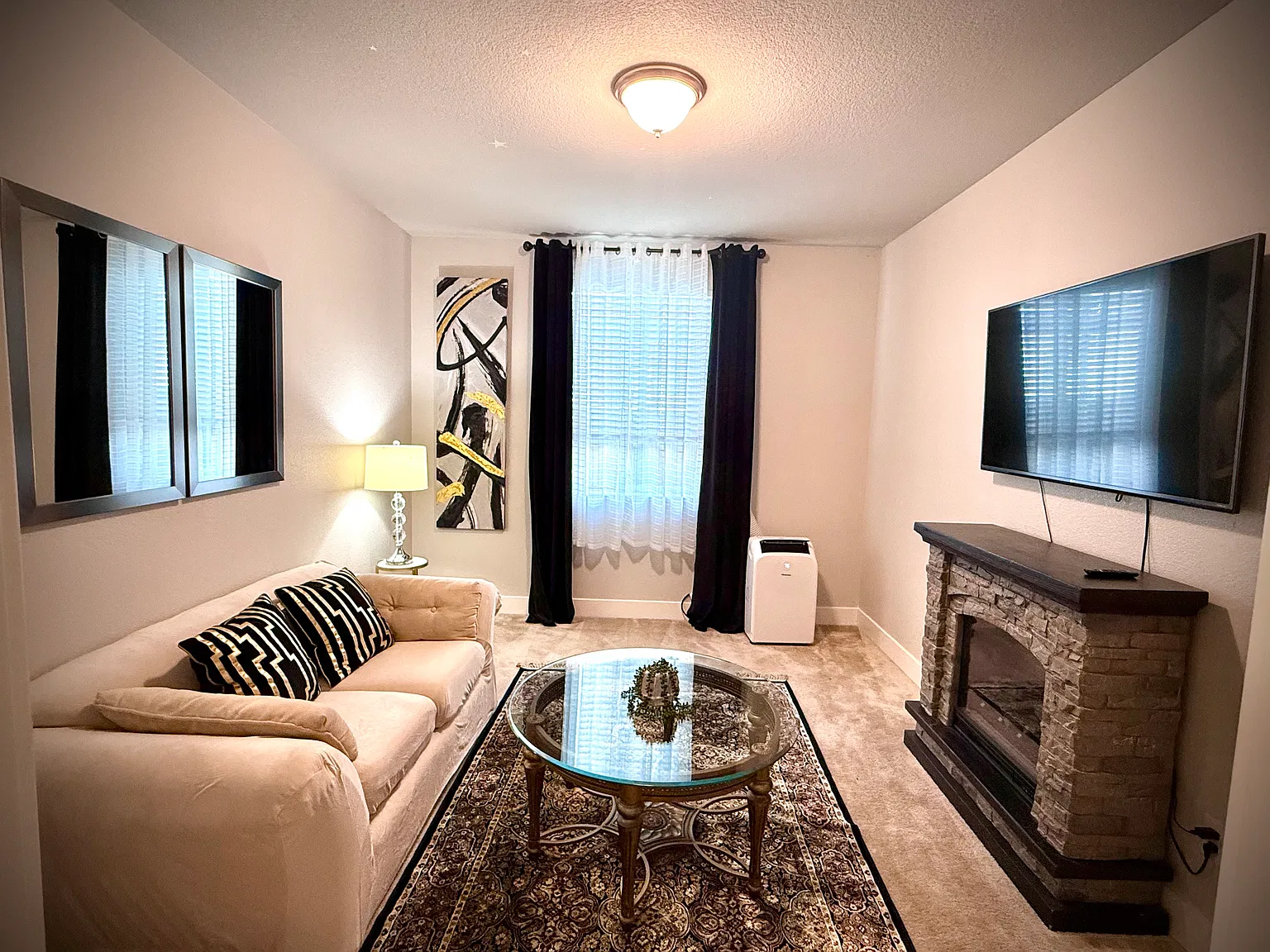 1 bed, 800 sqft, $1,595 — Photo 1