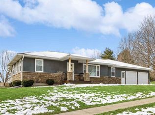 332 Blackberry Ave, Riverside, IA 52327