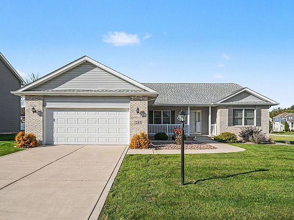 2nd image of 285 Apple Grove Ln