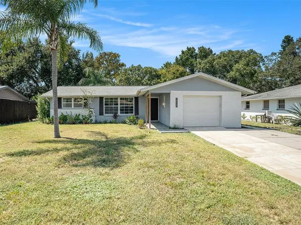 10137 Oleander Dr, Port Richey, FL 34668