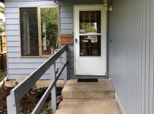 6910 SE Pardee St UNIT A, Portland, OR 97206