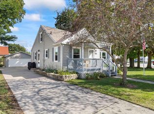 107 N 3rd St, Wateford, WI 53185