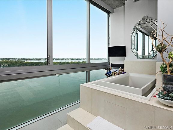 5th image of 7934 West Dr APT 1505