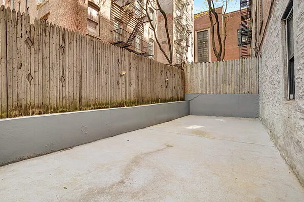 Rented by Douglas Elliman | media 5