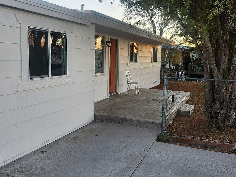 1st image of 118 E Pinal St