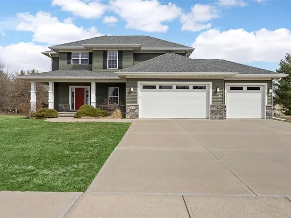 1040 Highland Park Ave, Coralville, IA 52241
