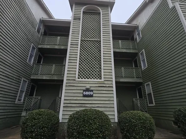 6809-9 Willowbrook Dr, Fayetteville, NC 28314