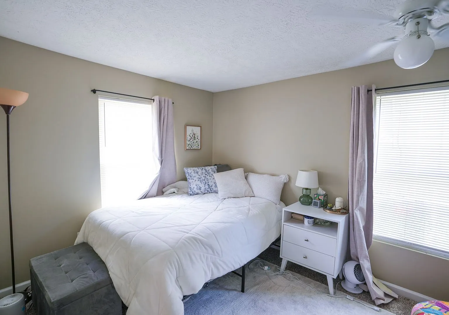 5 Bedroom Available For Pre lease! — Photo 4