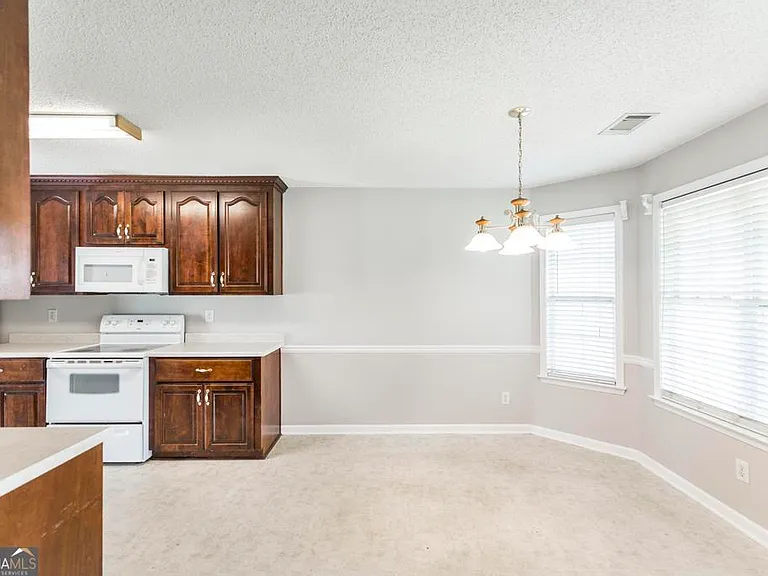 105 Millstone Way — Photo 12