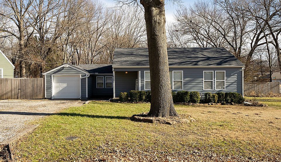 1st image of 1630 Prairie Heights Dr