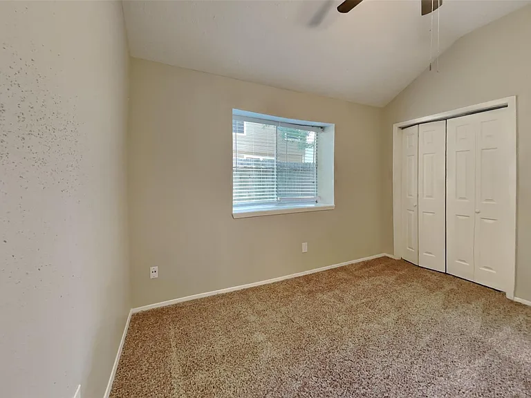 13215 Noblecrest Dr — Photo 14