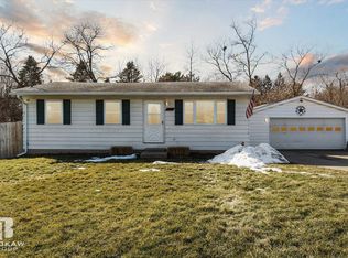 5086 S Center Rd, Grand Blanc, MI 48439