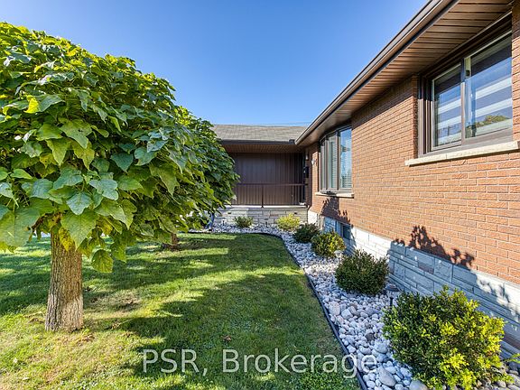 2nd image of 24 Burbank Rd
