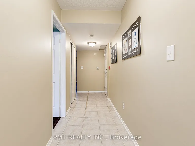 671 Warden Ave #29B — Photo 3