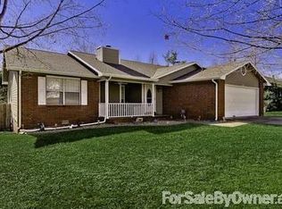 1495 E Cardinal Dr, Fayetteville, AR 72703