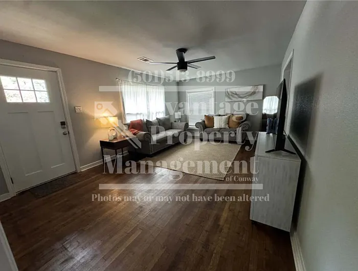 3 bed, 1.0 bath, 1050 sqft, $1,400 — Photo 2
