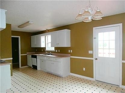 5th image of 3006 Penny Ln