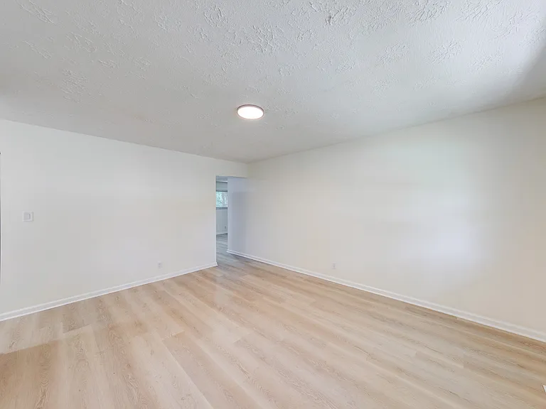 10016 Meadowlark Mnr — Photo 14