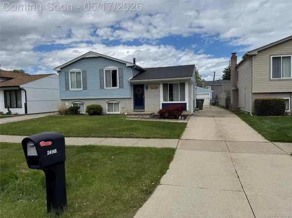 24145 Cottrell St, Clinton Township, MI 48035
