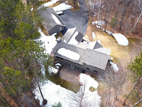 2nd image of 4092 Forest Ln