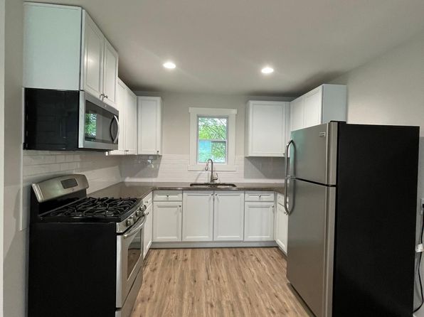 533 Bluff Ct