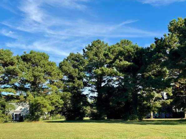 6 Seay Ct, Cape Charles, VA 23310