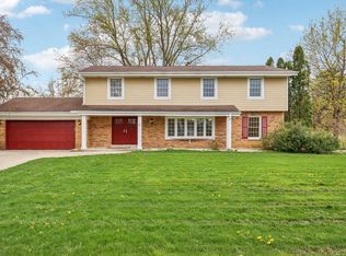 18465 Surrey Ln, Brookfield, WI 53045