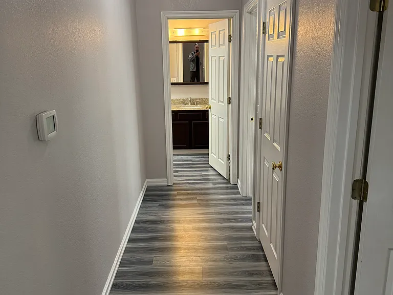 NE Cedar Ave — Photo 20