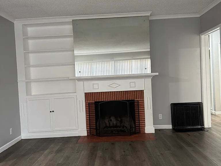 9614 S 8th Ave — Photo 10