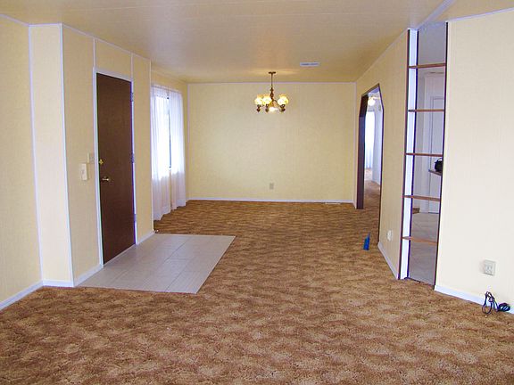 2nd image of 25 Valencia Dr