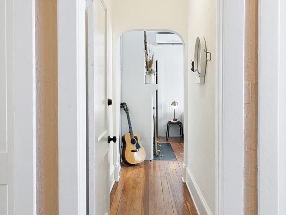 2nd image of 1836 Laurel St #7