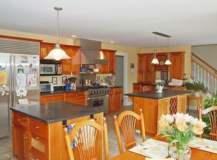 43 Dudley St, Hampden, ME 04444