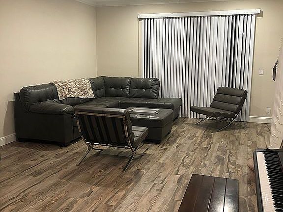 4th image of 4120 Forest Dr