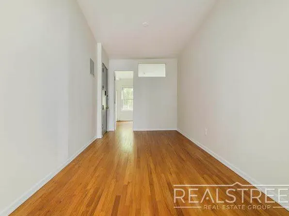 14 Harrison Place image 4 of 7