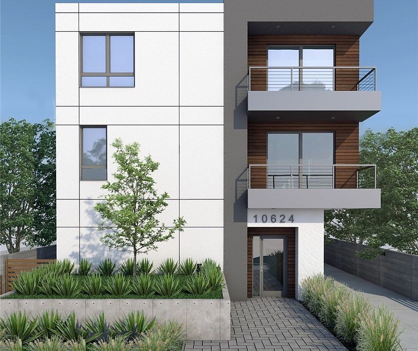 1st image of 10624 Moorpark St