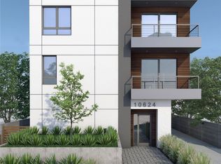 10624 Moorpark St, North Hollywood, CA 91602