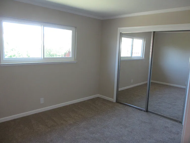 1141 Dunford Way — Photo 6